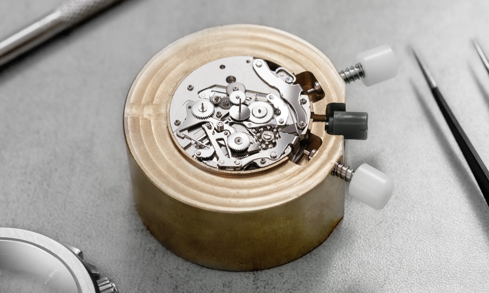 NE88: Seiko's most modern chronograph movement | Venezianico