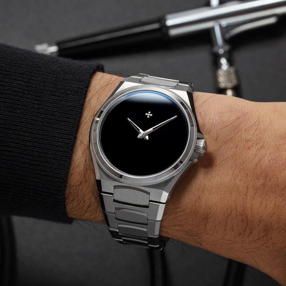 arsenale ultrablack with canova concept bracelet