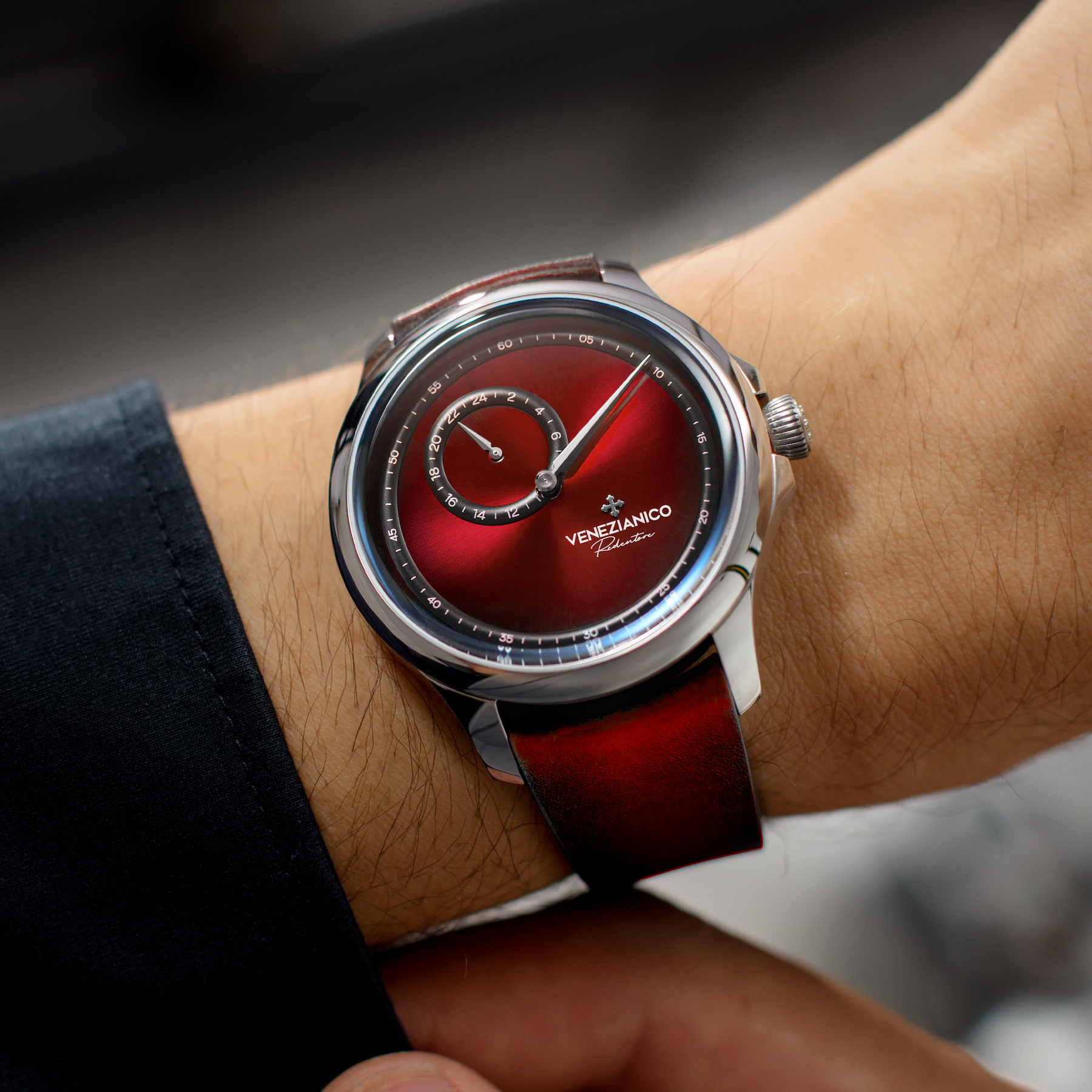 Redentore Enigma Red - 1221573 | Venezianico Redentore Enigma Red - 1221573 | Venezianico