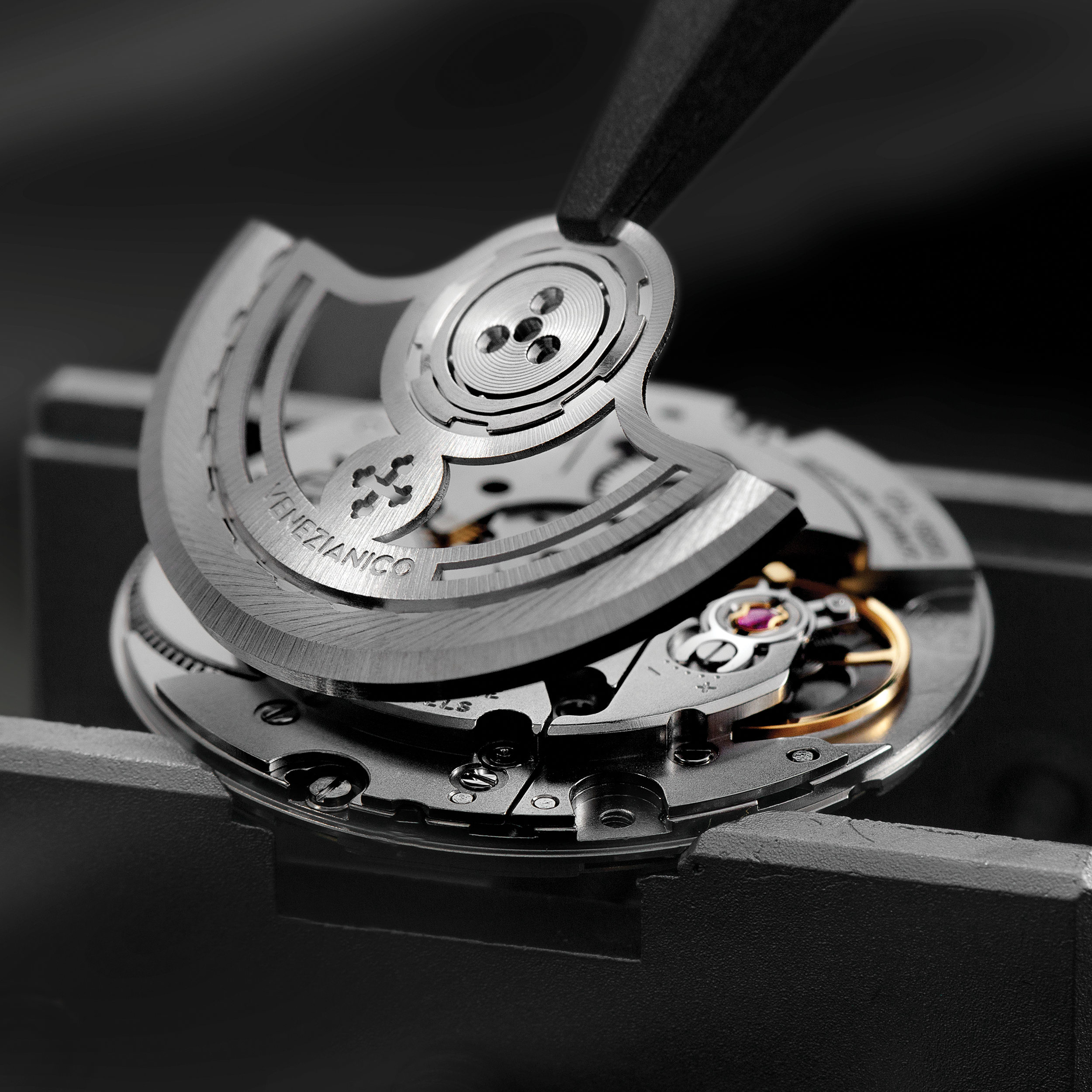 Nereide GMT Ceratung™ 4521500S | Venezianico Nereide GMT Ceratung™ 4521500S | Venezianico